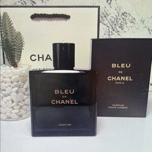 CHANEL Bleu de Chanel Parfum - Black and Gold